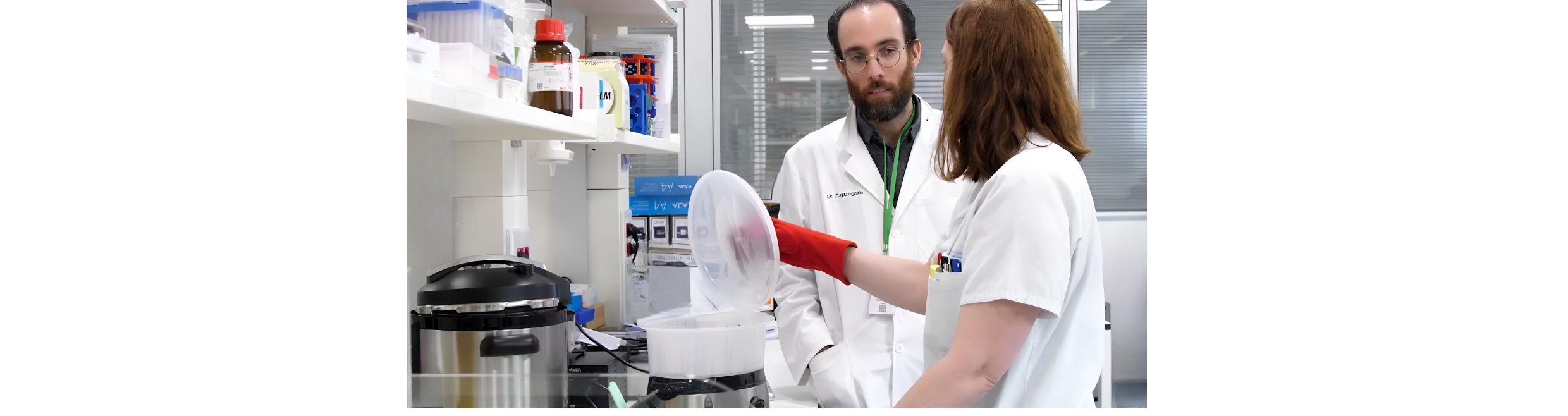 Un investigador del Instituto i+12 participan en un estudio que revela la eficacia de un fármaco oral, en primera línea de tratamiento, para un cáncer de pulmón de no fumadores
